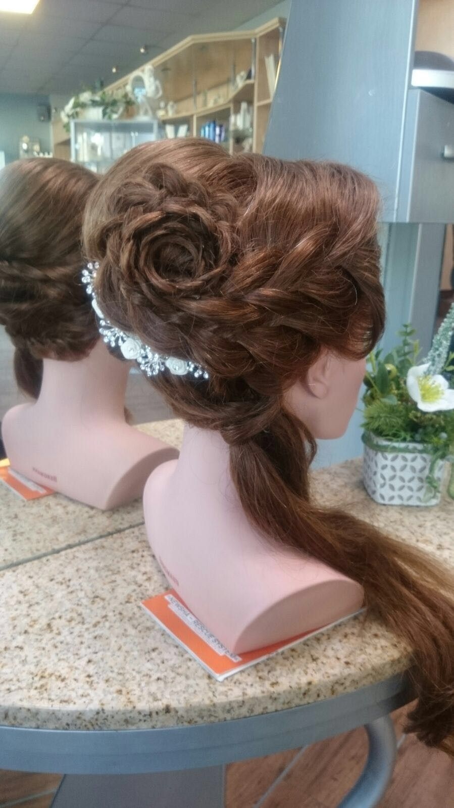 Modelle Hieske Haarfantasien 2024-12-11 23:05:44