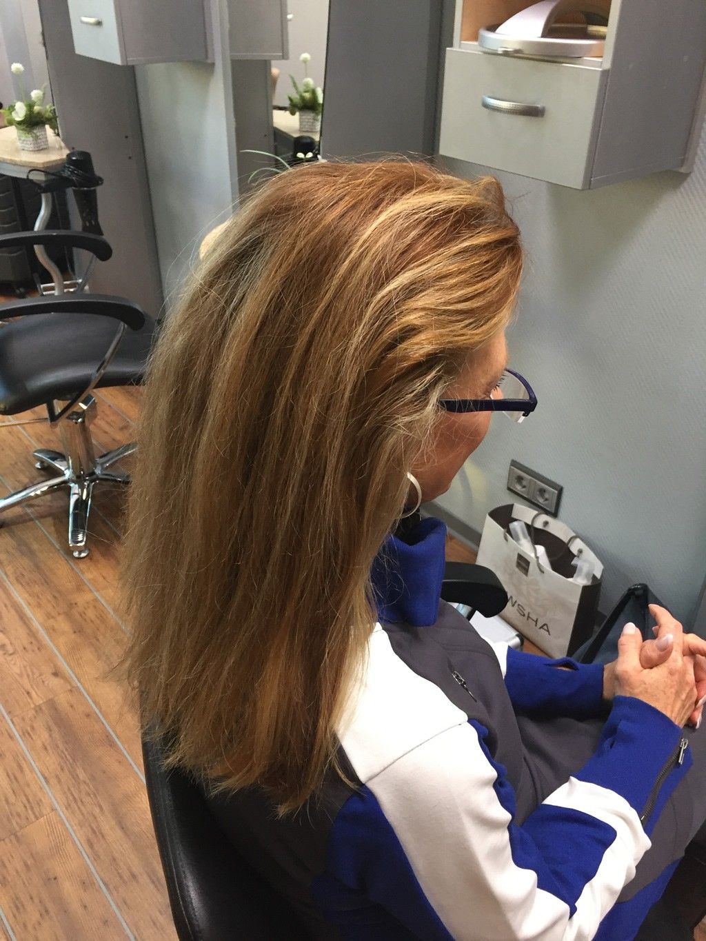 NEWSHA-Straightening-System Hieske Haarfantasien 2024-12-11 23:06:33